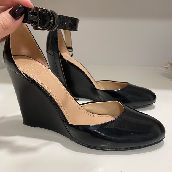 Tory Burch Shoes - Tory Burch wedge